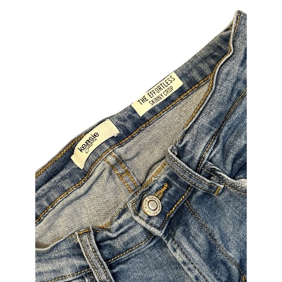 Kensie Distressed Raw Hem Effortless Skinny Crop Jeans in Medium Wash Size 2/26 - Picture 5 of 7